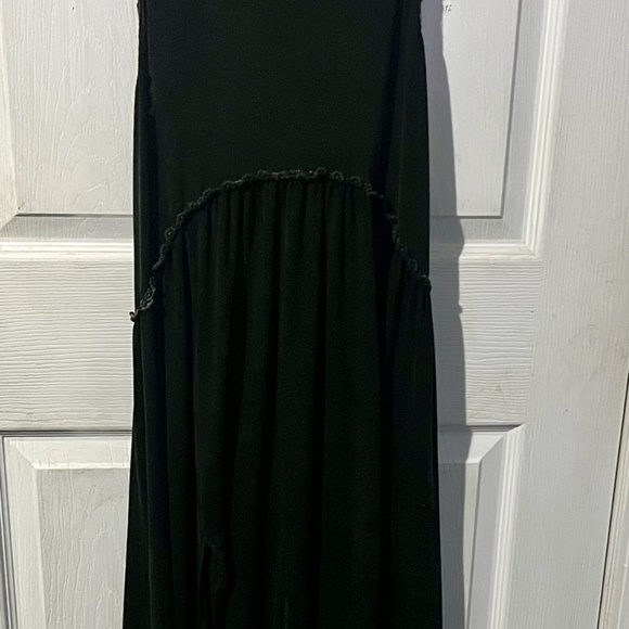 POL Maxi Dress - Picture 2 of 4